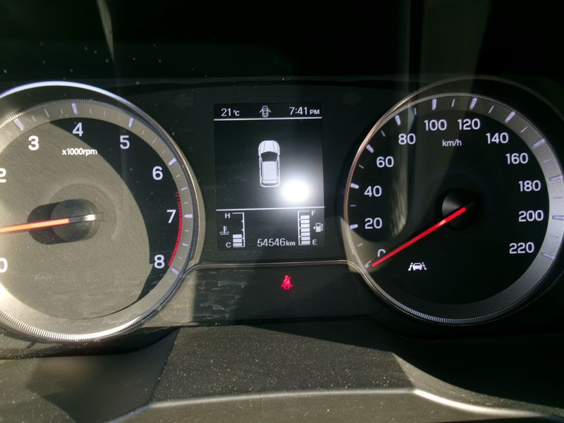 SSANG YONG TIVOLI 1.5 Comfort - Automatic — zdjęcie 29
