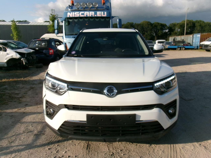 SSANG YONG TIVOLI 1.5 Comfort - Automatic — zdjęcie 7