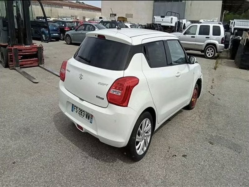 SUZUKI SWIFT V 1.2 DUALJET + HYBRID — zdjęcie 3