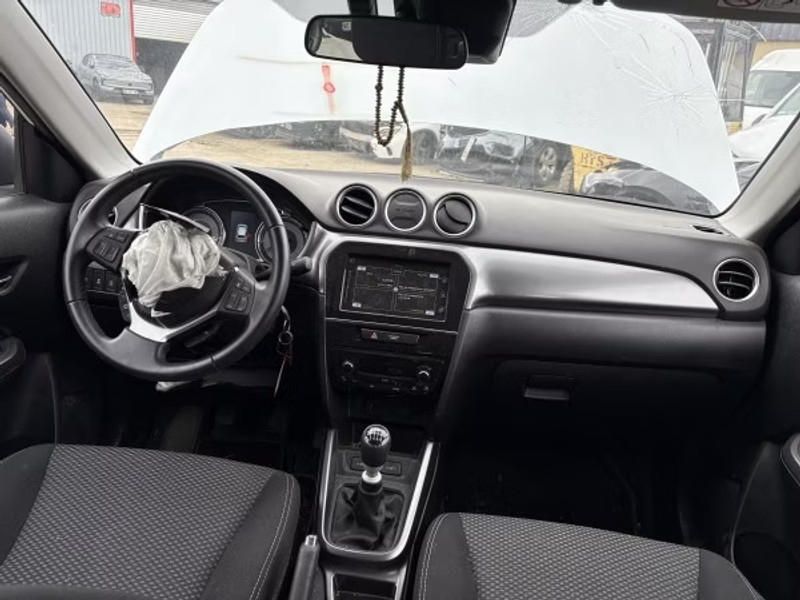 SUZUKI Vitara — zdjęcie 12