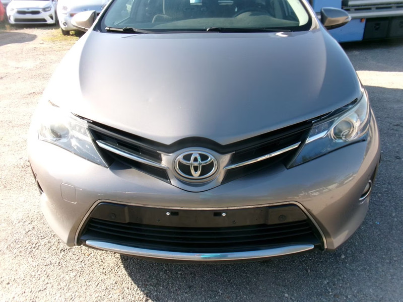 TOYOTA AURIS 1.3 Comfort 5 DRS HB — zdjęcie 8