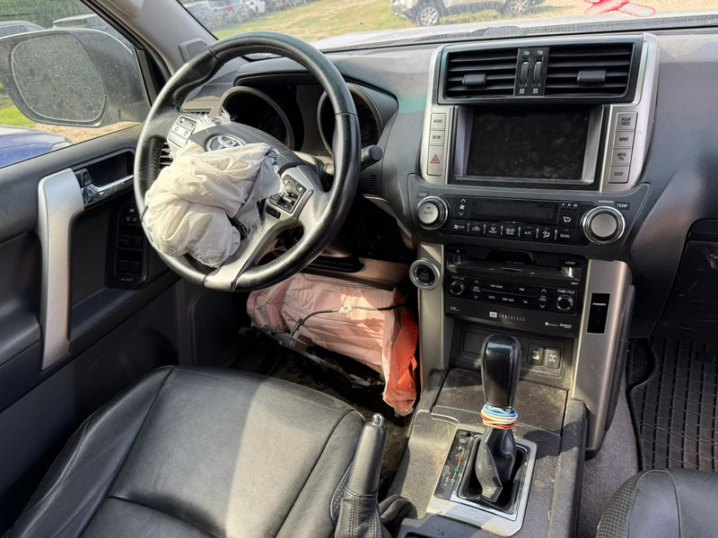 TOYOTA LAND CRUISER 3.0 D4D 190 2 60th Anniversary — zdjęcie 13