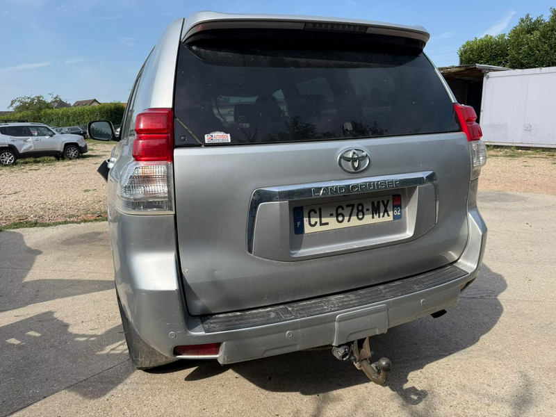 TOYOTA LAND CRUISER 3.0 D4D 190 2 60th Anniversary — zdjęcie 5