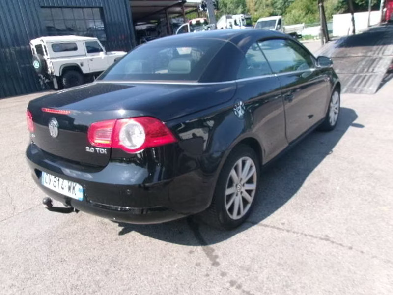 VOLKSWAGEN EOS 2.0 TDI 2P — zdjęcie 4