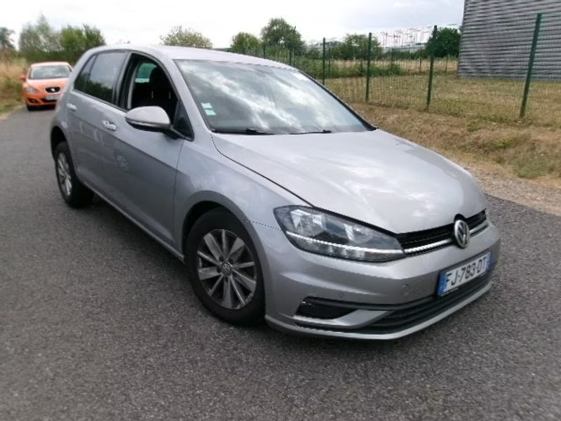 VOLKSWAGEN GOLF 1.0 TSI BA 5P — zdjęcie 1