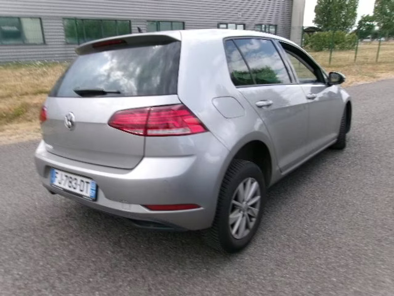 VOLKSWAGEN GOLF 1.0 TSI BA 5P — zdjęcie 4