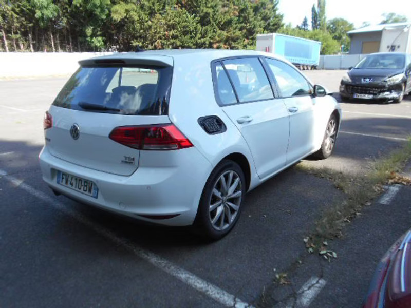 VOLKSWAGEN GOLF 1.6 TDI 5P — zdjęcie 3
