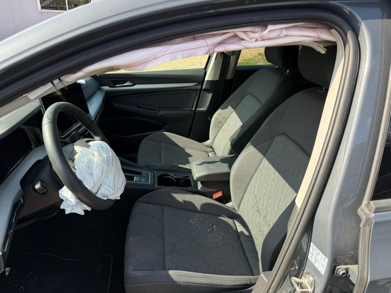 VOLKSWAGEN GOLF 2.0 150 — zdjęcie 12