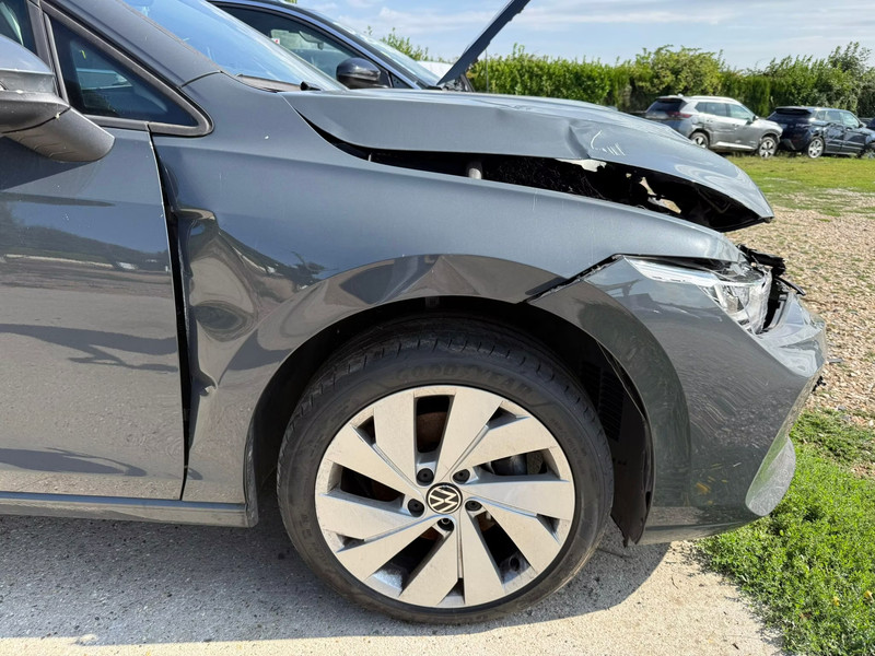 VOLKSWAGEN GOLF 2.0 150 — zdjęcie 5