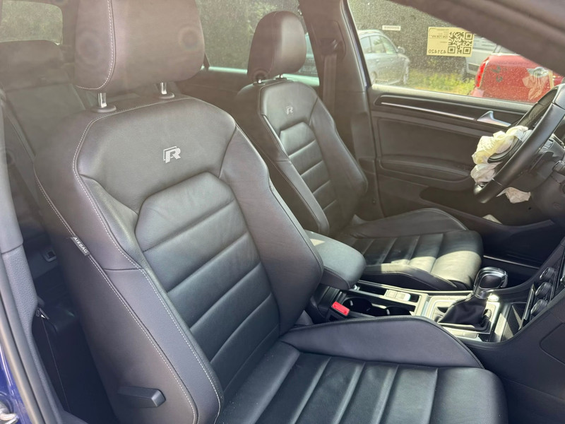 VOLKSWAGEN GOLF R 2.0 TSI 300 4 MOTION — zdjęcie 12