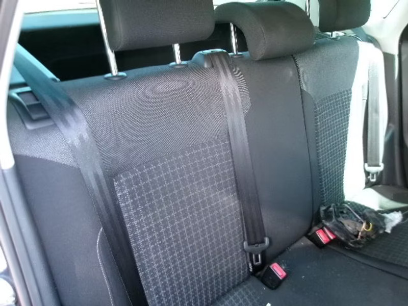 VOLKSWAGEN POLO 1.2 TSI 5P — zdjęcie 8