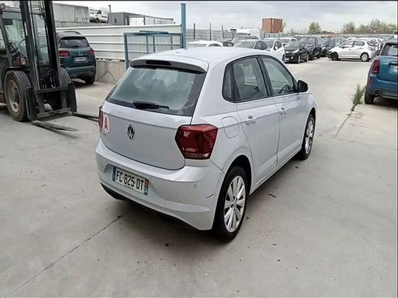VOLKSWAGEN POLO VI 1.0 TSI - 95 — zdjęcie 4