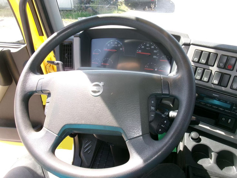 VOLVO FL250 -12 Autotransporter 3 Lader — zdjęcie 26