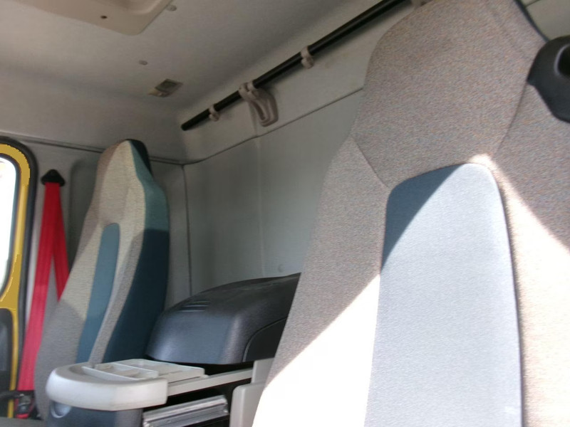 VOLVO FL250 -12 Autotransporter 3 Lader — zdjęcie 32