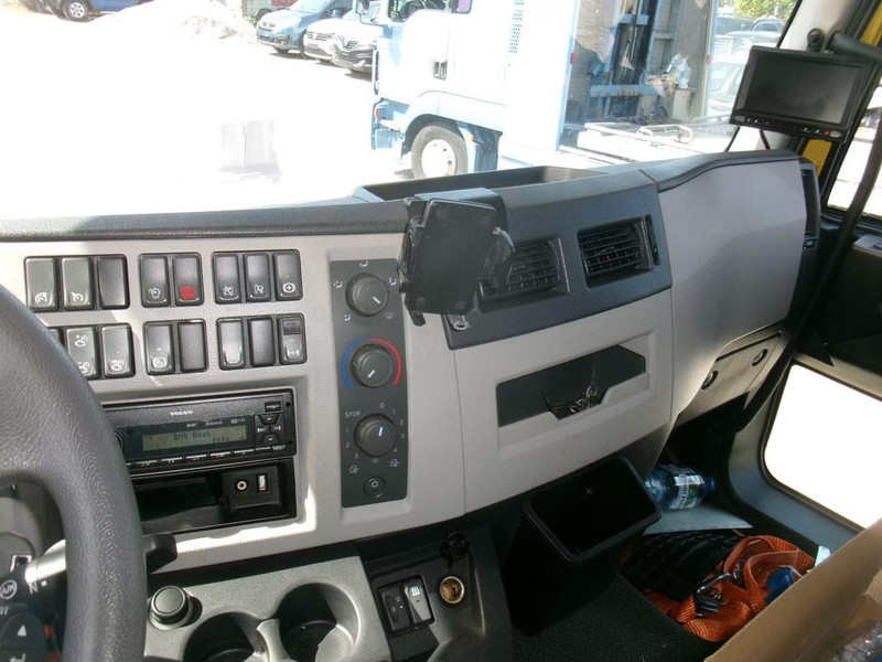 VOLVO FL250 -12 Autotransporter 3 Lader — zdjęcie 36