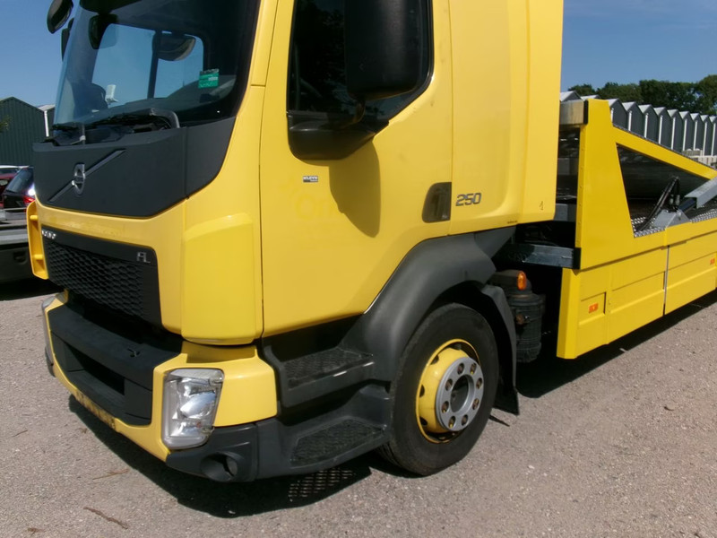 VOLVO FL250 -12 Autotransporter 3 Lader — zdjęcie 5