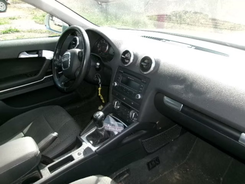 AUDI A3 2.0 TDI 3P — zdjęcie 6