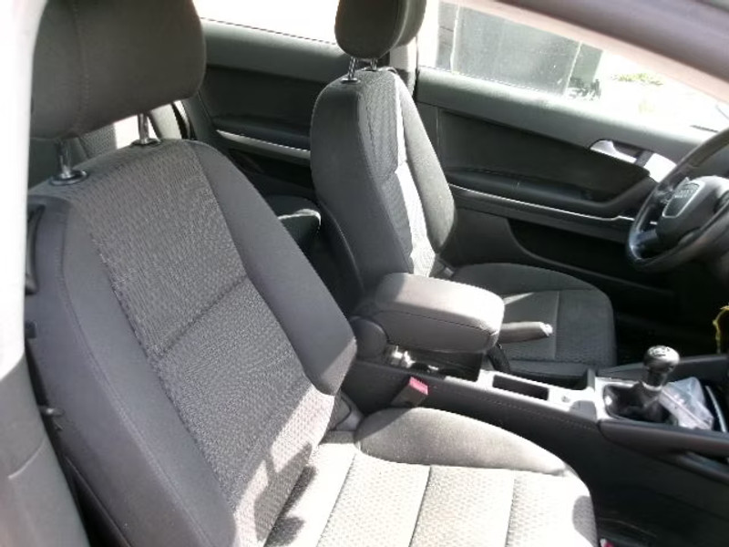 AUDI A3 2.0 TDI 3P — zdjęcie 7