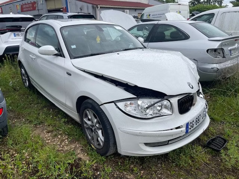 BMW 118 2.0 D 3P — zdjęcie 1