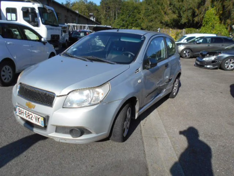 CHEVROLET AVEO 1.2 I 3P — zdjęcie 2