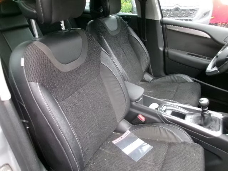 CITROEN C4 2.0 HDI 5P — zdjęcie 7