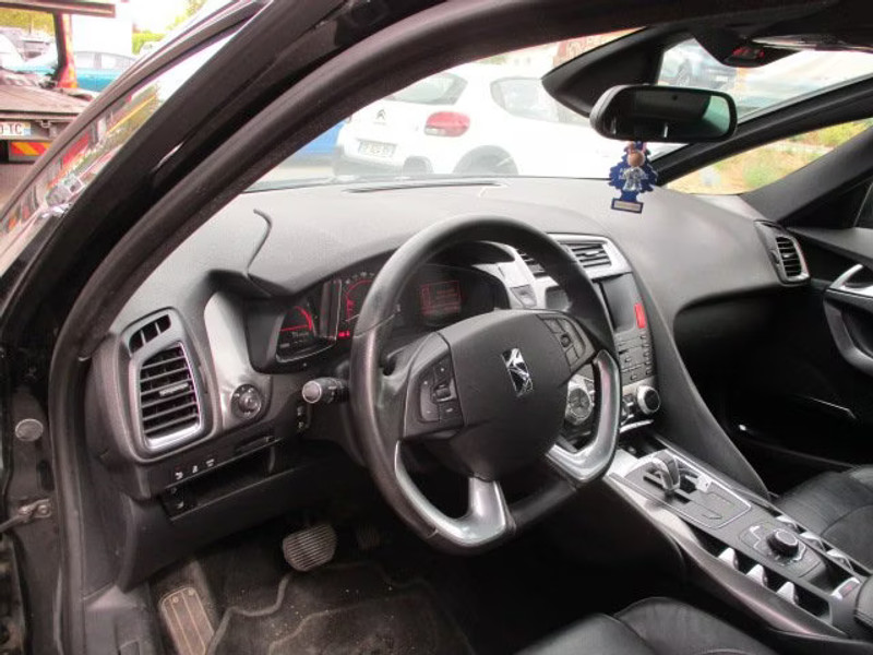 CITROEN DS5 1.6 HDI BA 5P — zdjęcie 6