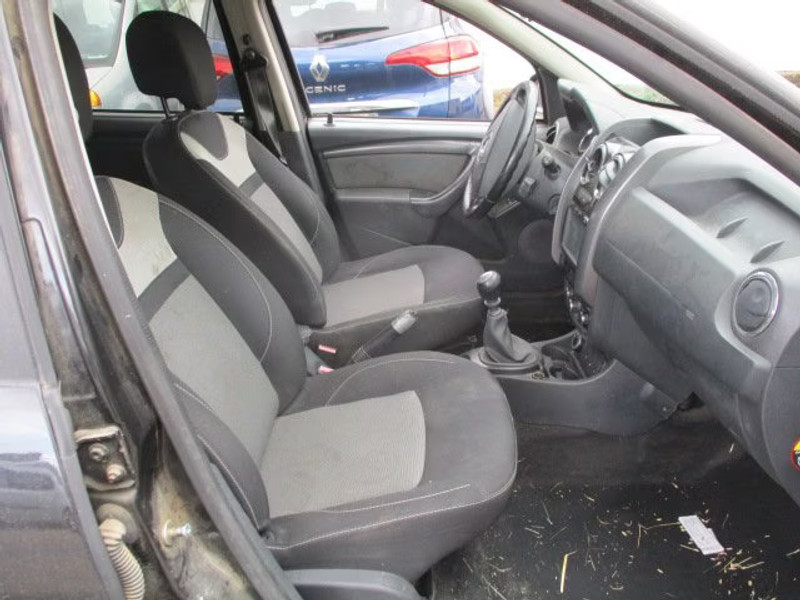DACIA DUSTER 1.5 DCI 4X4 5P — zdjęcie 7