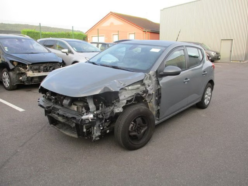 DACIA SANDERO 1.0 TCE BA 5P — zdjęcie 2