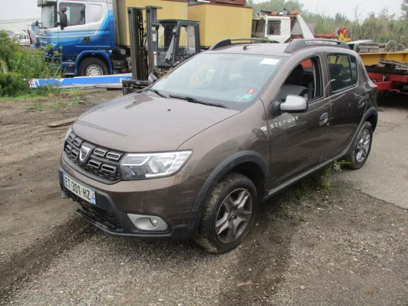 DACIA SANDERO STEPWAY 0.9 I 5P — zdjęcie 2
