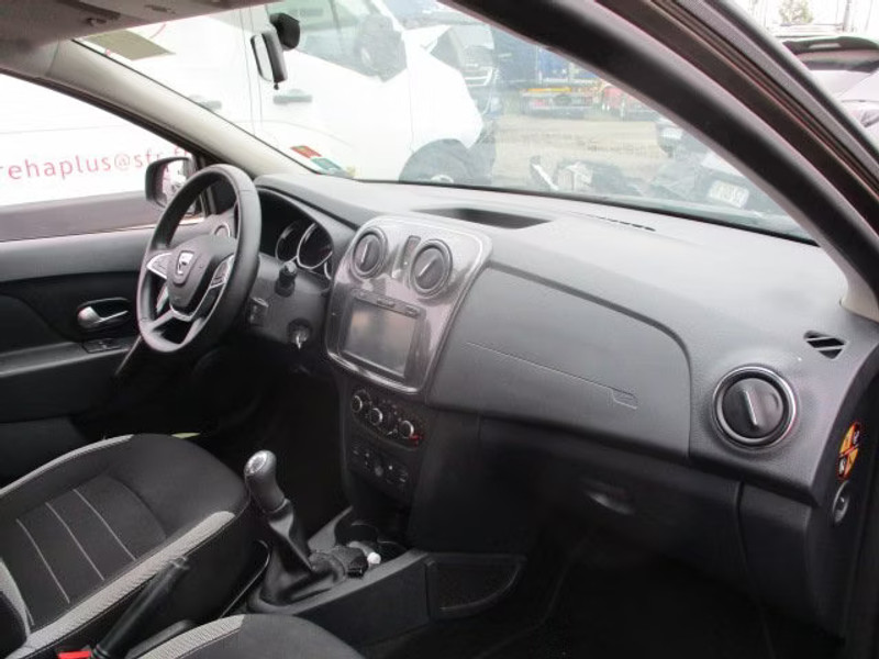 DACIA SANDERO STEPWAY 0.9 I 5P — zdjęcie 6