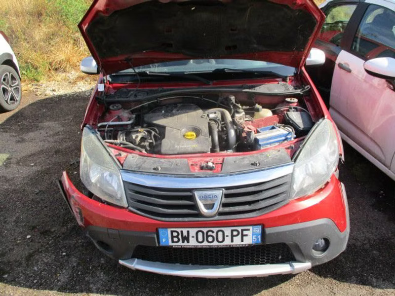 DACIA SANDERO STEPWAY 1.5 DCI 5P — zdjęcie 5