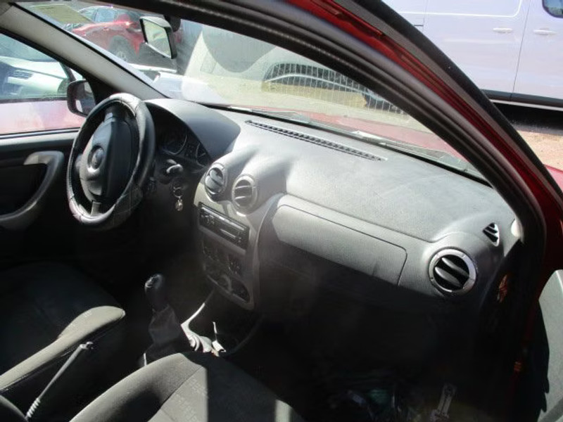 DACIA SANDERO STEPWAY 1.5 DCI 5P — zdjęcie 6