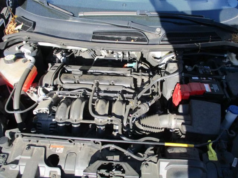 FORD FIESTA 1.2 I 5P — zdjęcie 5