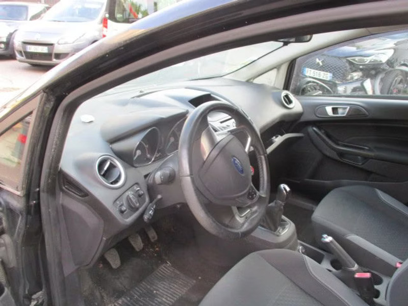 FORD FIESTA 1.5 TDCI 5P — zdjęcie 6