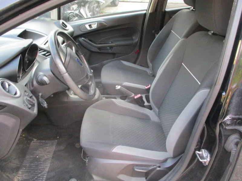 FORD FIESTA 1.5 TDCI 5P — zdjęcie 7