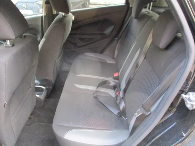 FORD FIESTA 1.5 TDCI 5P — zdjęcie 8