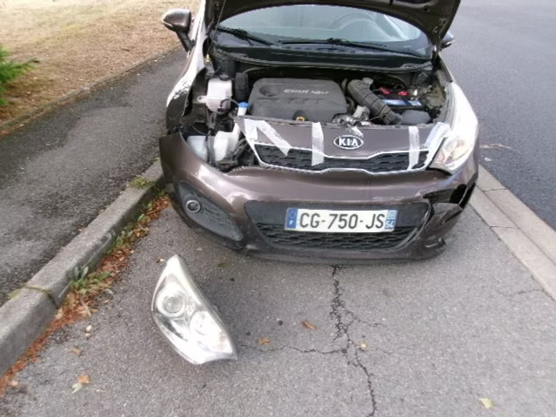 KIA RIO 1.4 CRDI 5P — zdjęcie 6