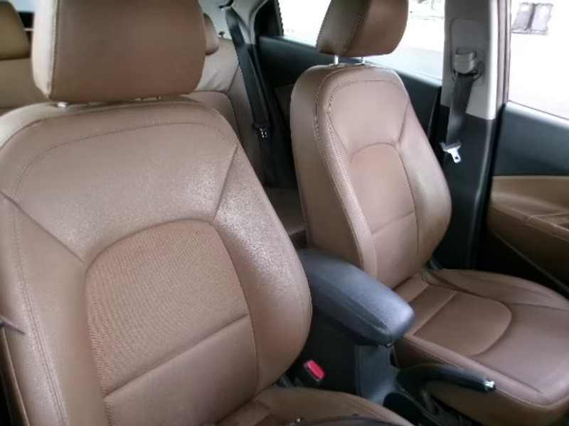 KIA RIO 1.4 CRDI 5P — zdjęcie 8