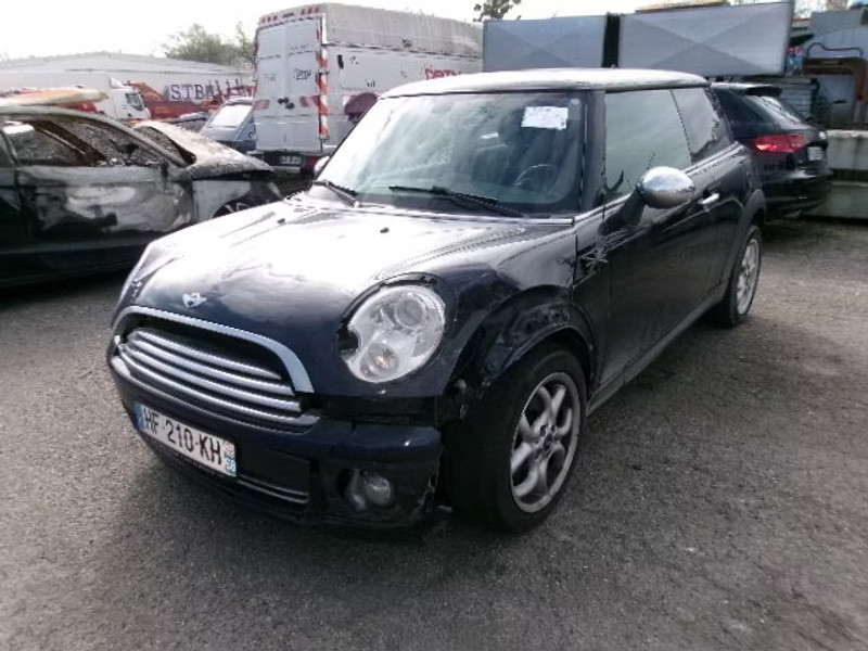 MINI COOPER 1.6 I 3P — zdjęcie 2