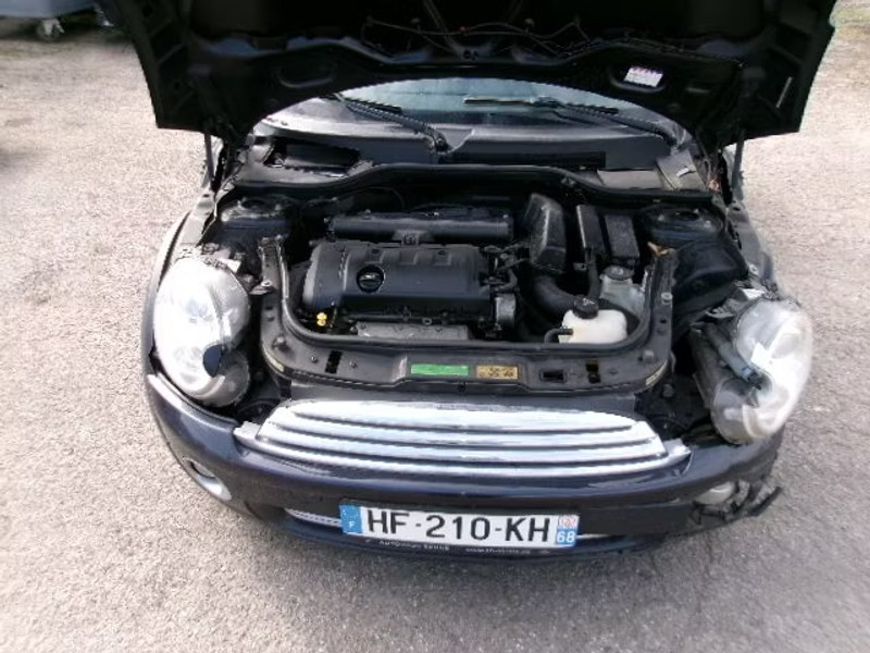 MINI COOPER 1.6 I 3P — zdjęcie 5