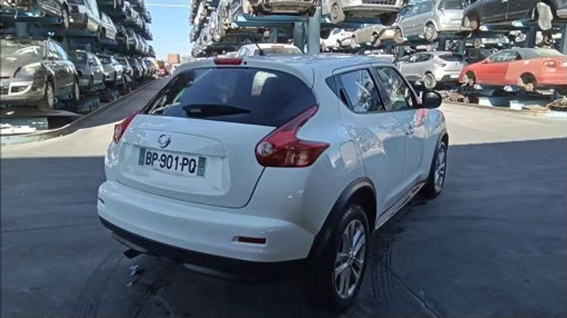 NISSAN JUKE 1.6I — zdjęcie 3