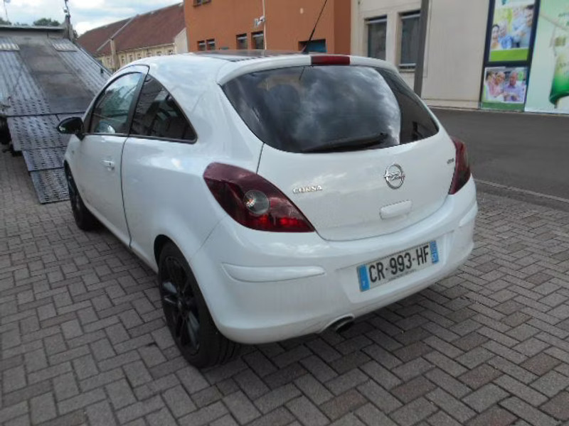 OPEL CORSA 1.3 CDTI 3P — zdjęcie 3