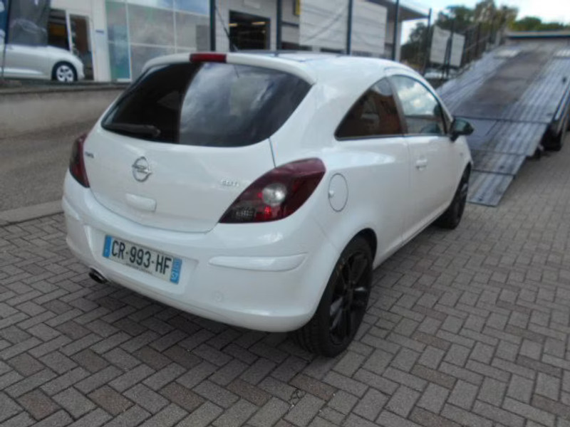 OPEL CORSA 1.3 CDTI 3P — zdjęcie 4