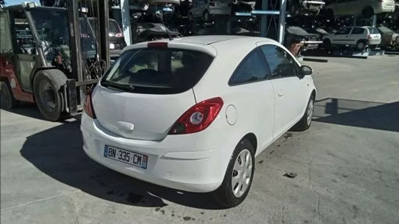 OPEL CORSA D 1.3 CDTI — zdjęcie 3