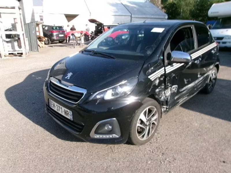 PEUGEOT 108 1.2 I 5P — zdjęcie 2