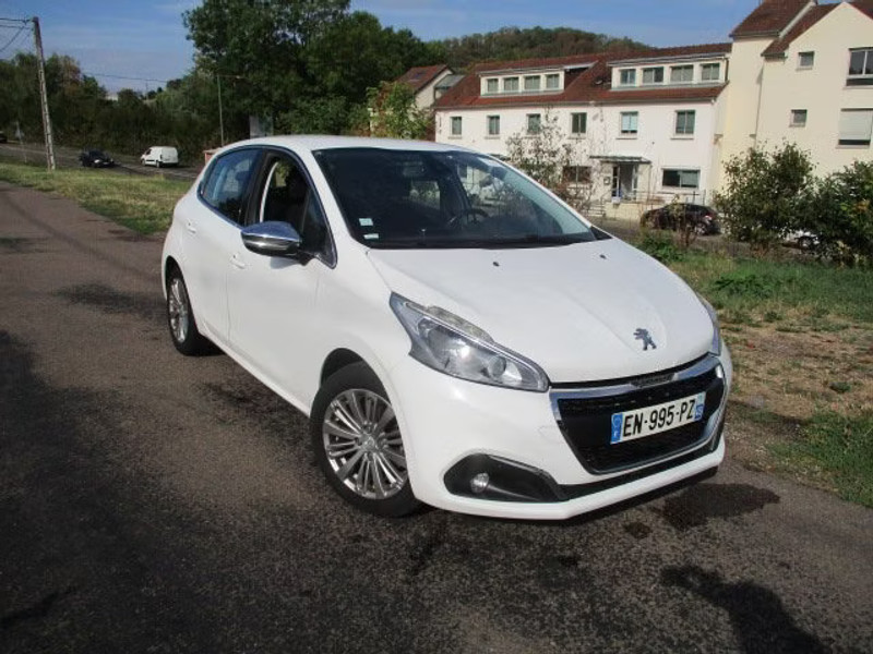 PEUGEOT 208 1.2 I 5P — zdjęcie 2