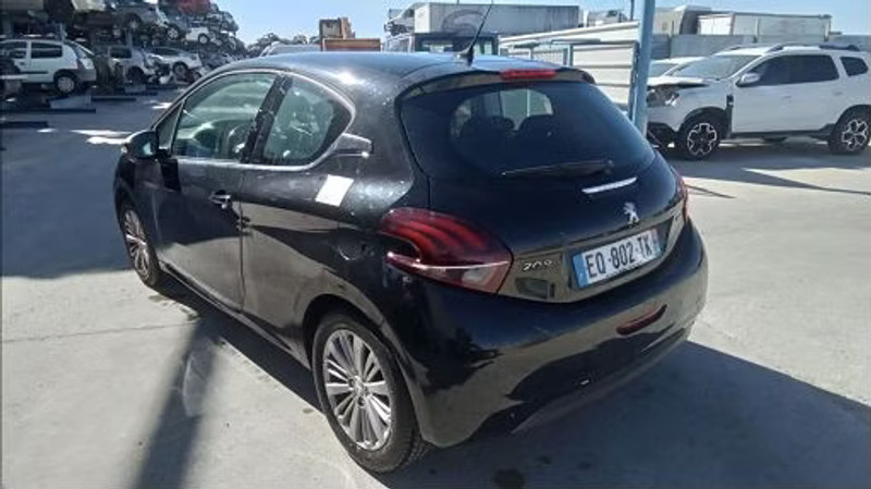 PEUGEOT 208 1.2I PURETECH 12V — zdjęcie 4