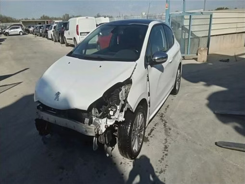 PEUGEOT 208 1.2I PURETECH 12V — zdjęcie 1