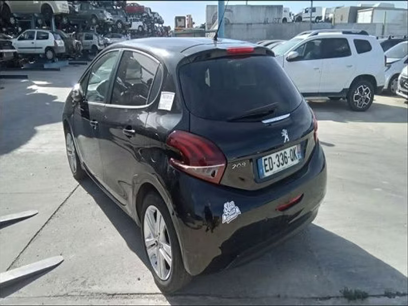 PEUGEOT 208 1.2I PURETECH 12V — zdjęcie 4