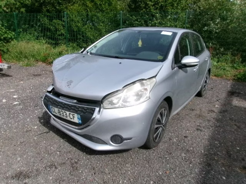 PEUGEOT 208 1.4 HDI 5P — zdjęcie 1